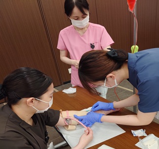 新人研修 血管確保・点滴・静脈内注射研修
